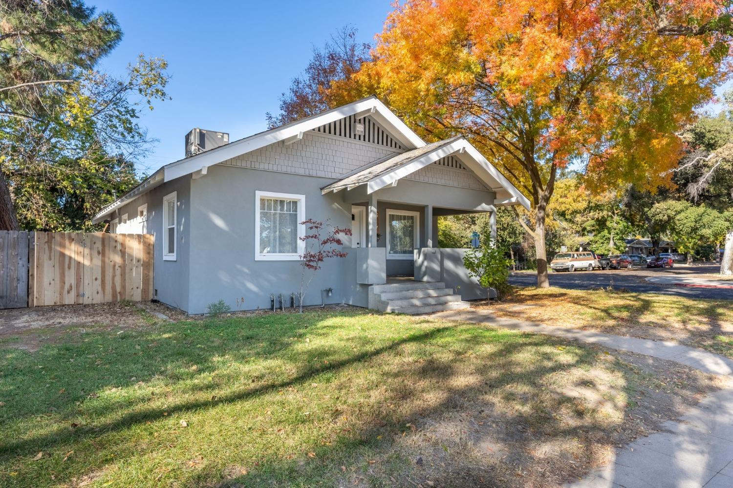 Detail Gallery Image 3 of 35 For 317 Poplar Ave, Modesto,  CA 95354 - 2 Beds | 2 Baths