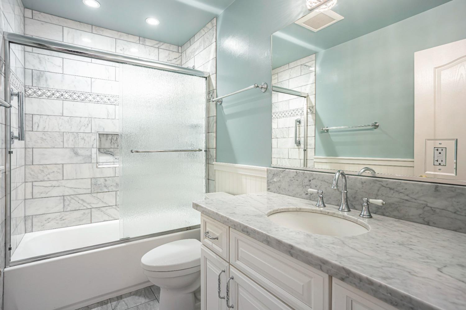 Detail Gallery Image 23 of 43 For 2221 Landon Ln, Sacramento,  CA 95825 - 4 Beds | 2/1 Baths