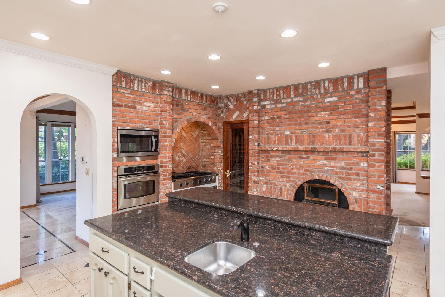 Detail Gallery Image 17 of 97 For 8160 W Hidden Lakes Dr, Granite Bay,  CA 95746 - 4 Beds | 3/1 Baths