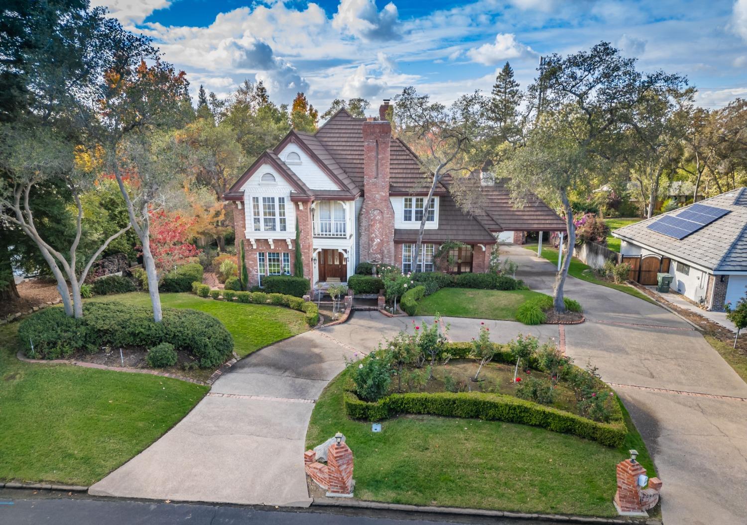 Detail Gallery Image 3 of 97 For 8160 W Hidden Lakes Dr, Granite Bay,  CA 95746 - 4 Beds | 3/1 Baths