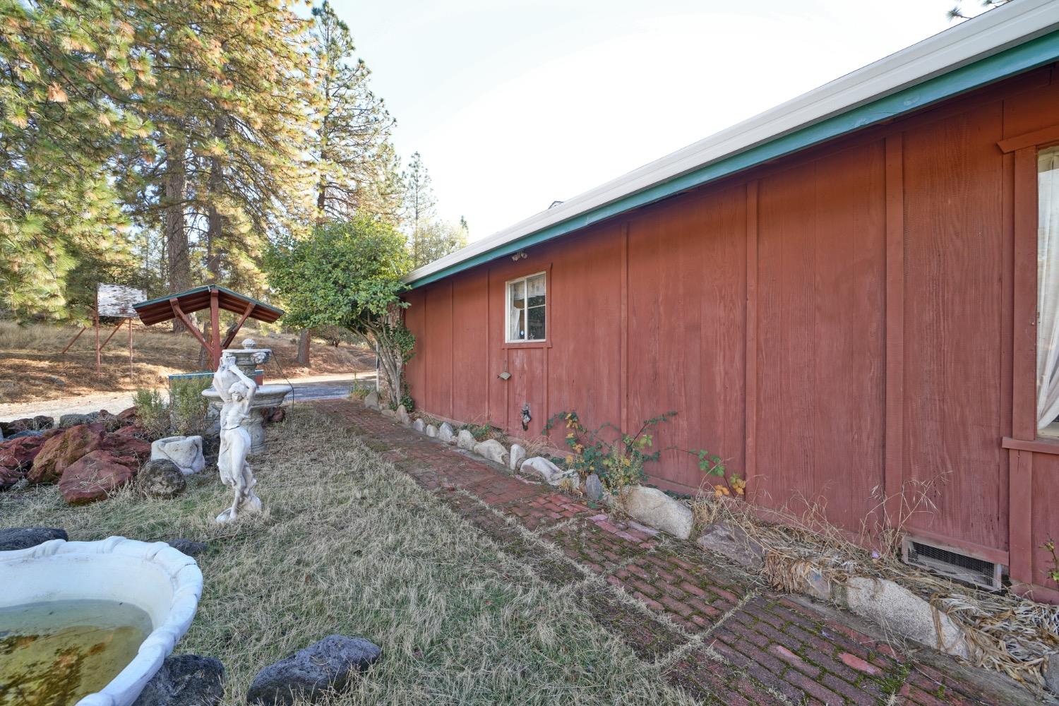 Detail Gallery Image 13 of 47 For 2434 Morrene Dr, Placerville,  CA 95667 - 3 Beds | 2 Baths