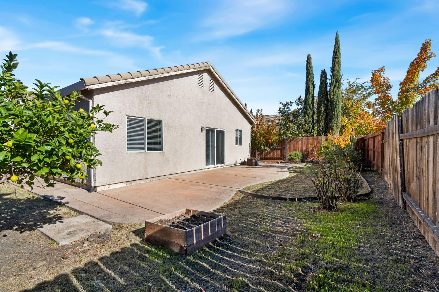 Detail Gallery Image 22 of 31 For 310 Arnold Gamble Cir, Sacramento,  CA 95835 - 3 Beds | 2 Baths