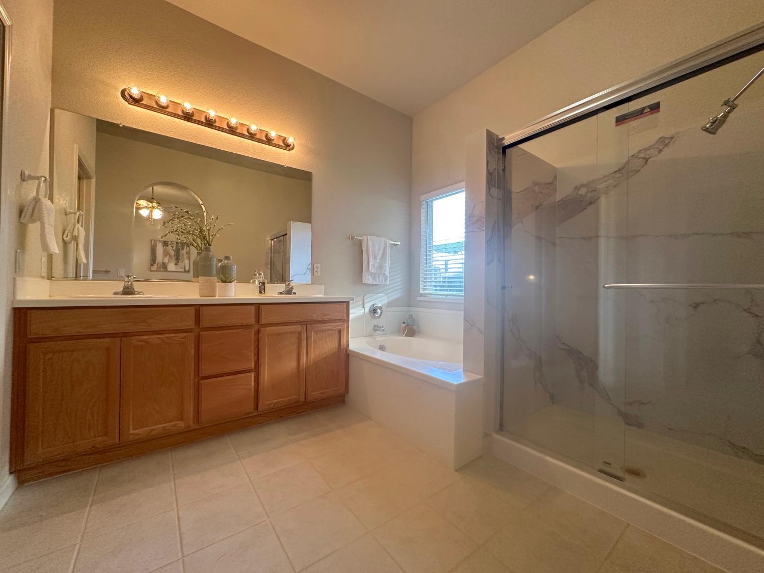 Detail Gallery Image 20 of 38 For 3549 Townshend Cir, Stockton,  CA 95212 - 4 Beds | 2 Baths