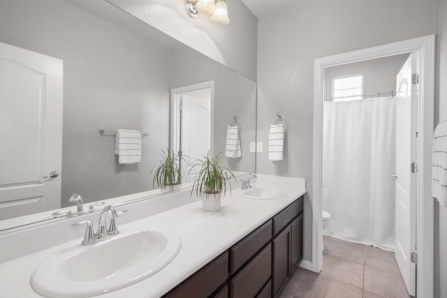 Detail Gallery Image 35 of 52 For 809 Calico Dr, Rocklin,  CA 95765 - 4 Beds | 3/1 Baths