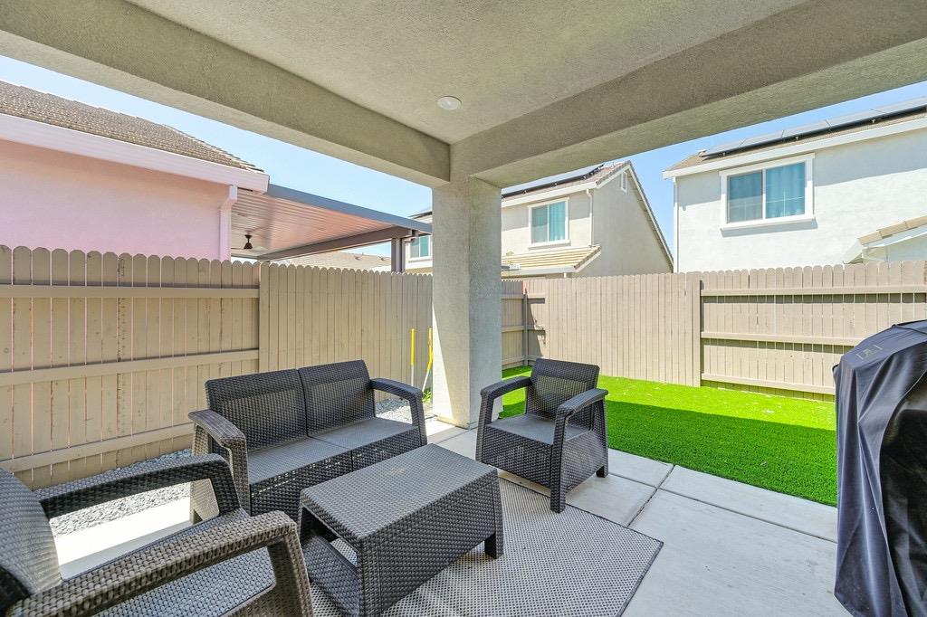 Detail Gallery Image 14 of 15 For 4128 Gossamer St, Roseville,  CA 95747 - 3 Beds | 2 Baths