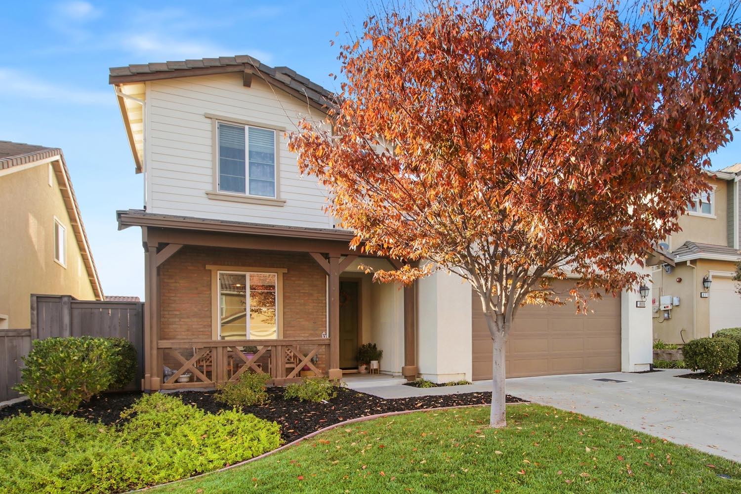 Detail Gallery Image 1 of 52 For 809 Calico Dr, Rocklin,  CA 95765 - 4 Beds | 3/1 Baths