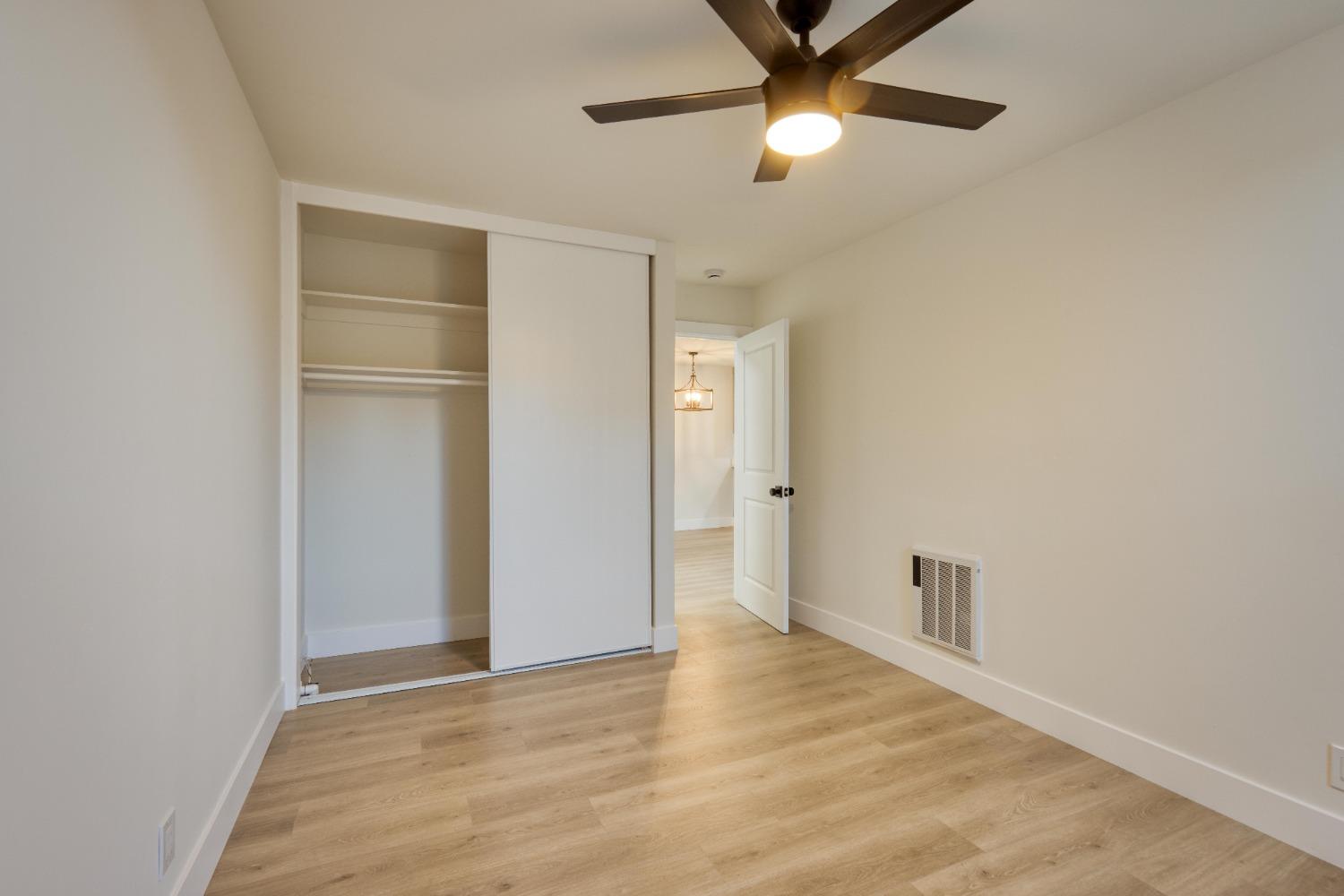 Detail Gallery Image 15 of 24 For 250 Whitmore St #109,  Oakland,  CA 94611 - 2 Beds | 2 Baths