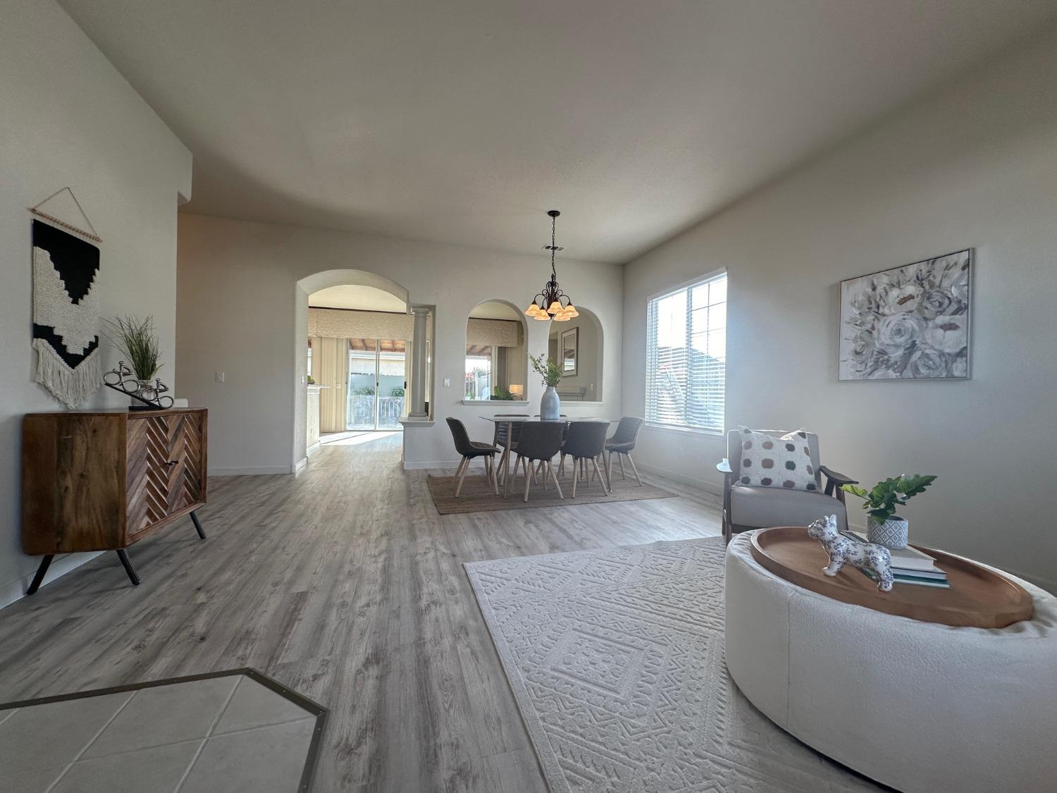 Detail Gallery Image 6 of 38 For 3549 Townshend Cir, Stockton,  CA 95212 - 4 Beds | 2 Baths