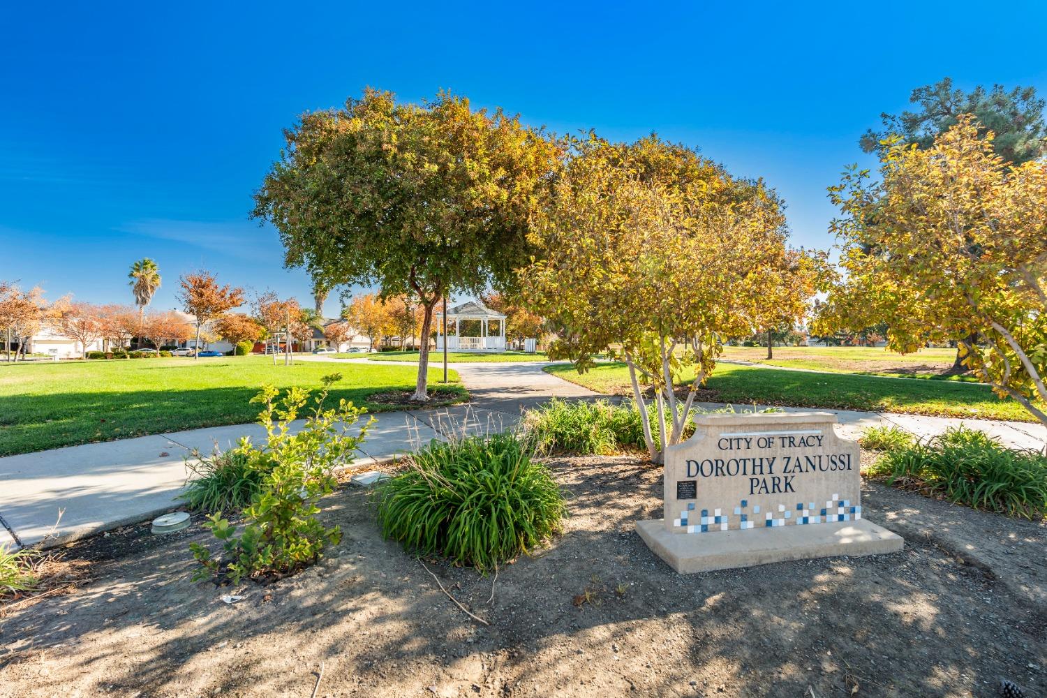 Detail Gallery Image 33 of 35 For 1507 Promenade Cir, Tracy,  CA 95376 - 5 Beds | 2/1 Baths