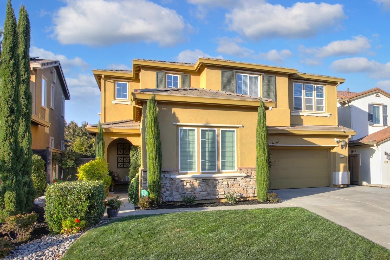 Detail Gallery Image 1 of 1 For 2111 Collet Ct, Rocklin,  CA 95765 - 4 Beds | 3/1 Baths