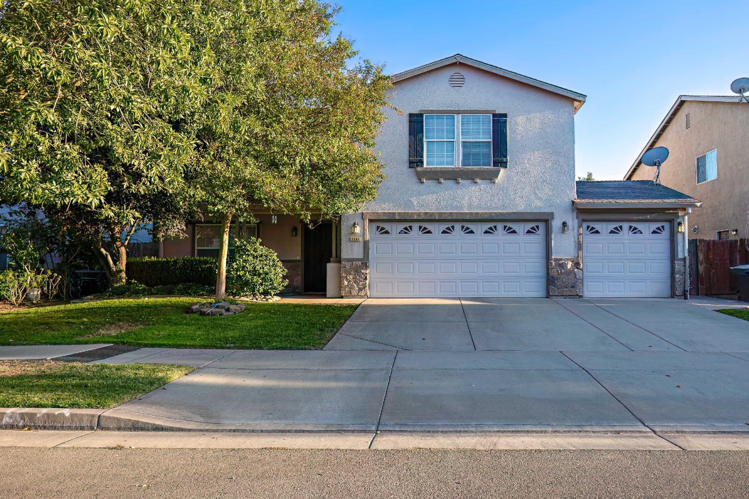 Detail Gallery Image 1 of 23 For 1144 Solstice Ave, Merced,  CA 95348 - 4 Beds | 2/1 Baths