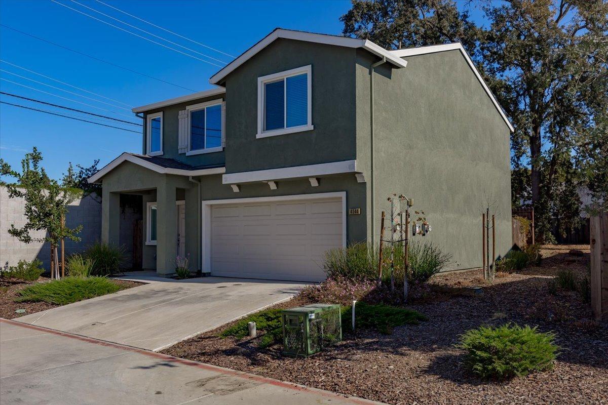 Detail Gallery Image 3 of 35 For 4544 Winding Tree Ln, Carmichael,  CA 95608 - 3 Beds | 2/1 Baths