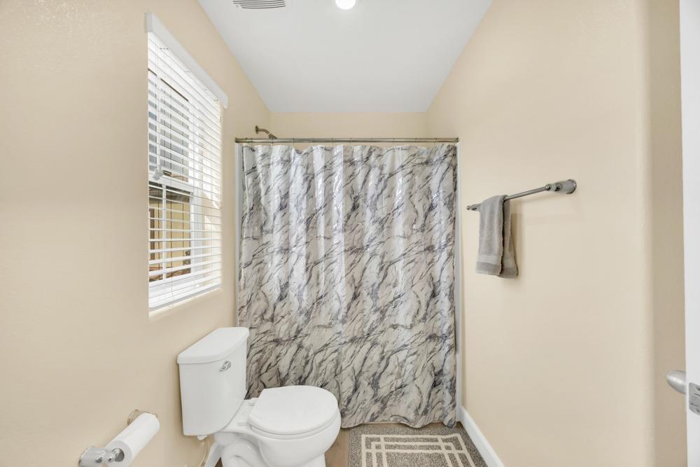 Detail Gallery Image 32 of 52 For 6489 Brando Loop, Fair Oaks,  CA 95628 - 3 Beds | 2/1 Baths