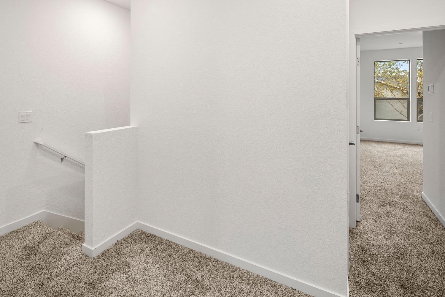 Detail Gallery Image 13 of 26 For 6111 Bridgecross Dr, Sacramento,  CA 95835 - 3 Beds | 2/1 Baths