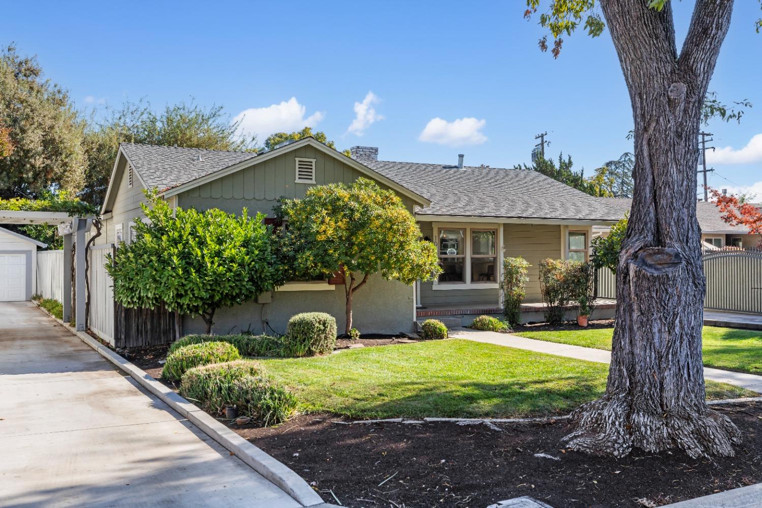 Detail Gallery Image 3 of 50 For 1012 Douglas Ave, Modesto,  CA 95350 - 4 Beds | 3 Baths