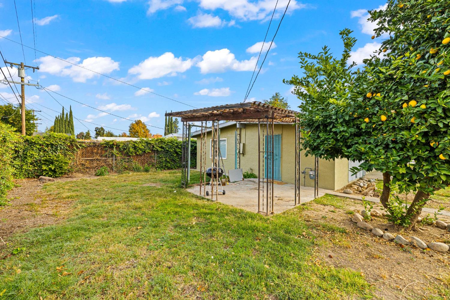 Detail Gallery Image 23 of 26 For 820 Beardsley, West Sacramento,  CA 95605 - 3 Beds | 1 Baths