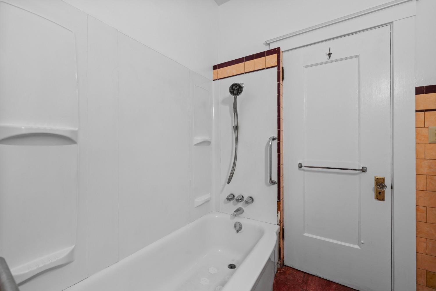 Detail Gallery Image 21 of 25 For 1207 40th St, Sacramento,  CA 95819 - 2 Beds | 1 Baths