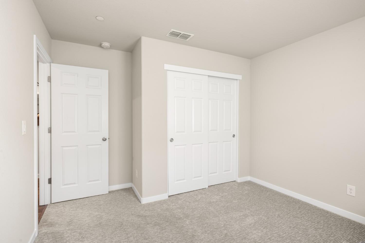 Detail Gallery Image 20 of 25 For 1129 Swallowtail Dr, Roseville,  CA 95747 - 3 Beds | 2 Baths