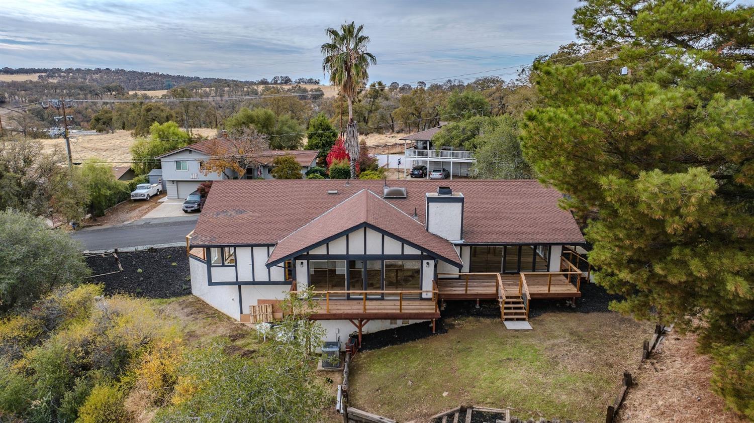 Detail Gallery Image 2 of 80 For 250 Oro Madre Way, Sutter Creek,  CA 95685 - 4 Beds | 2/1 Baths