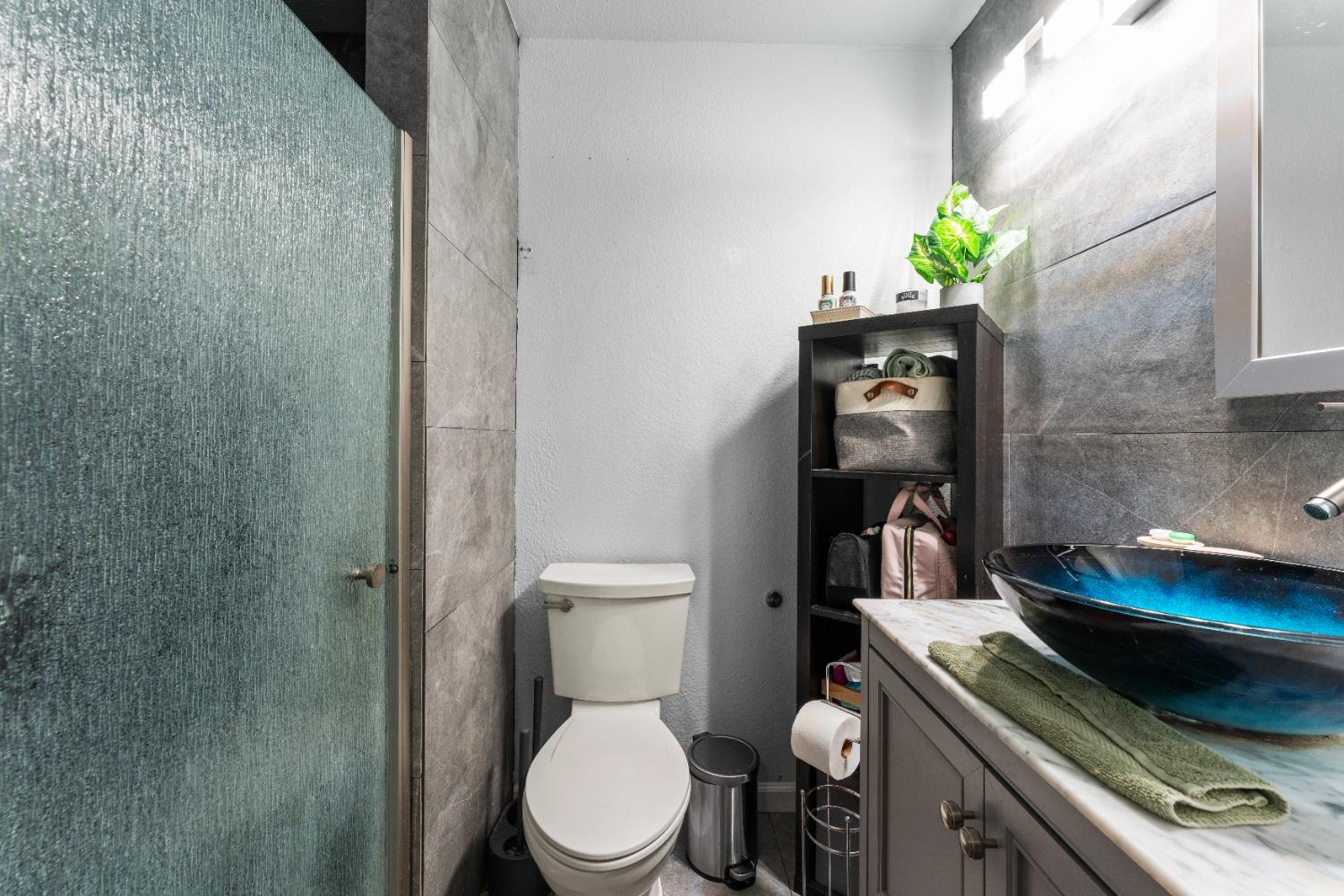 Detail Gallery Image 19 of 23 For 5079 Rhode Island Dr #2,  Sacramento,  CA 95841 - 2 Beds | 1 Baths