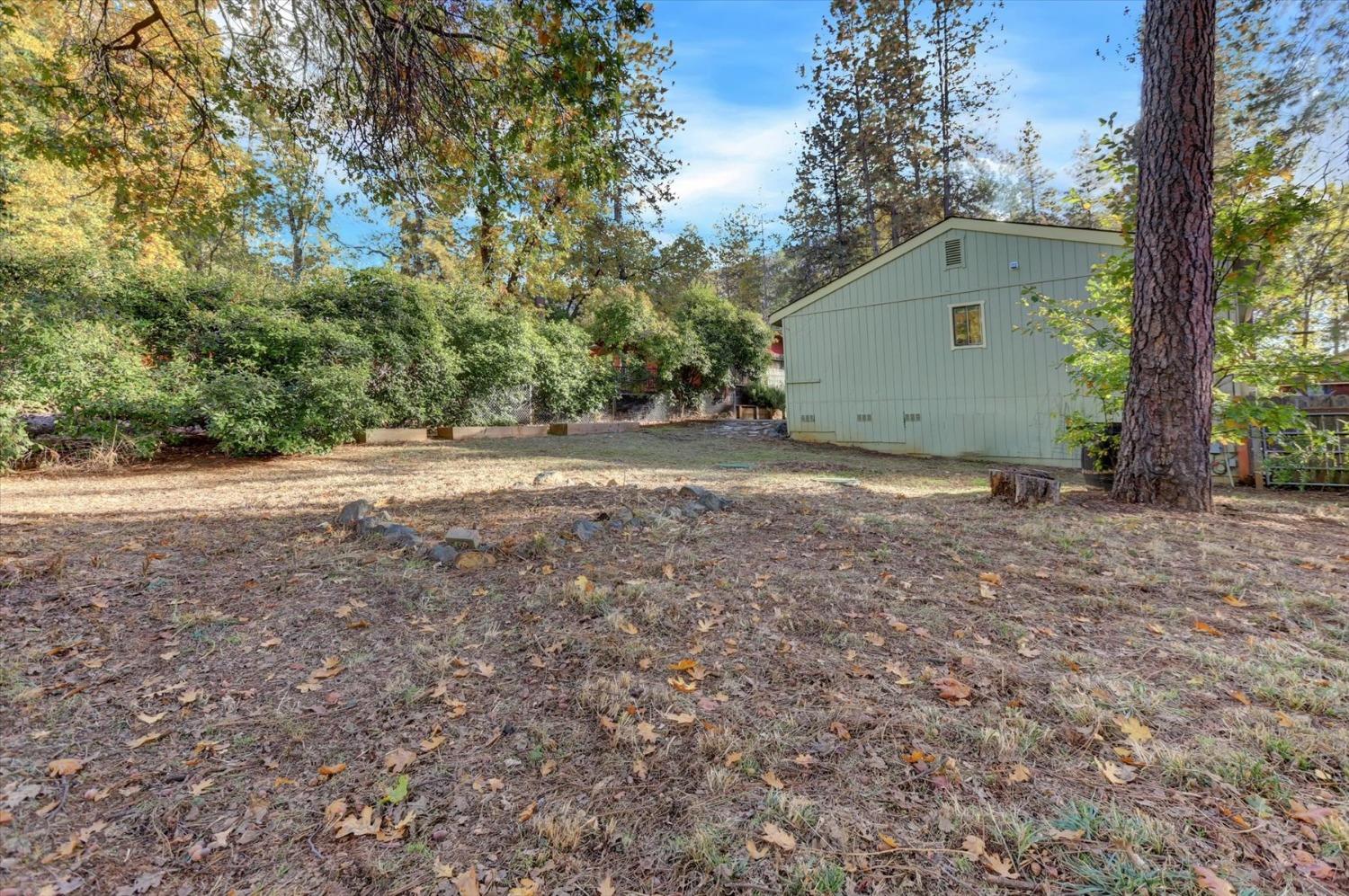 Detail Gallery Image 39 of 48 For 11882 Upper Circle Dr, Grass Valley,  CA 95949 - 3 Beds | 2 Baths