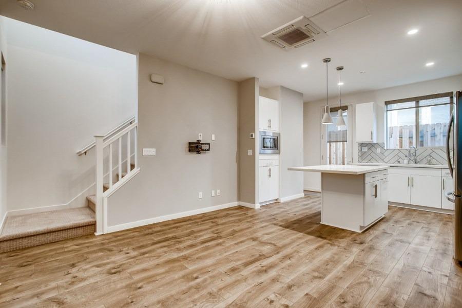 Detail Gallery Image 7 of 37 For 357 Crate Ave, Sacramento,  CA 95818 - 2 Beds | 2/1 Baths