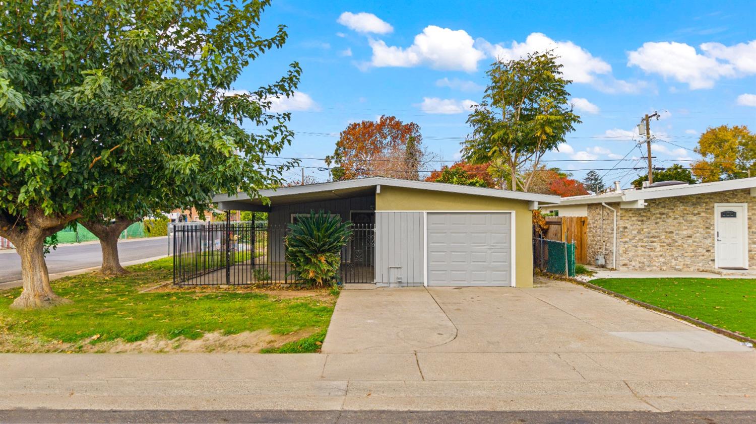 Detail Gallery Image 1 of 26 For 820 Beardsley, West Sacramento,  CA 95605 - 3 Beds | 1 Baths