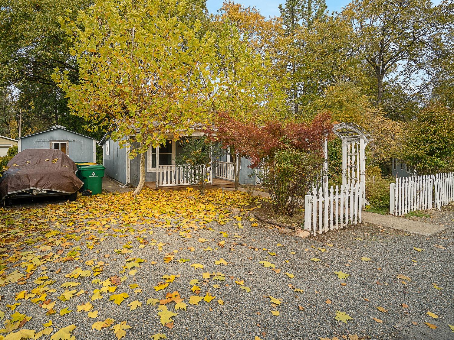 Detail Gallery Image 4 of 23 For 2873 Willow St, Placerville,  CA 95667 - 2 Beds | 1 Baths