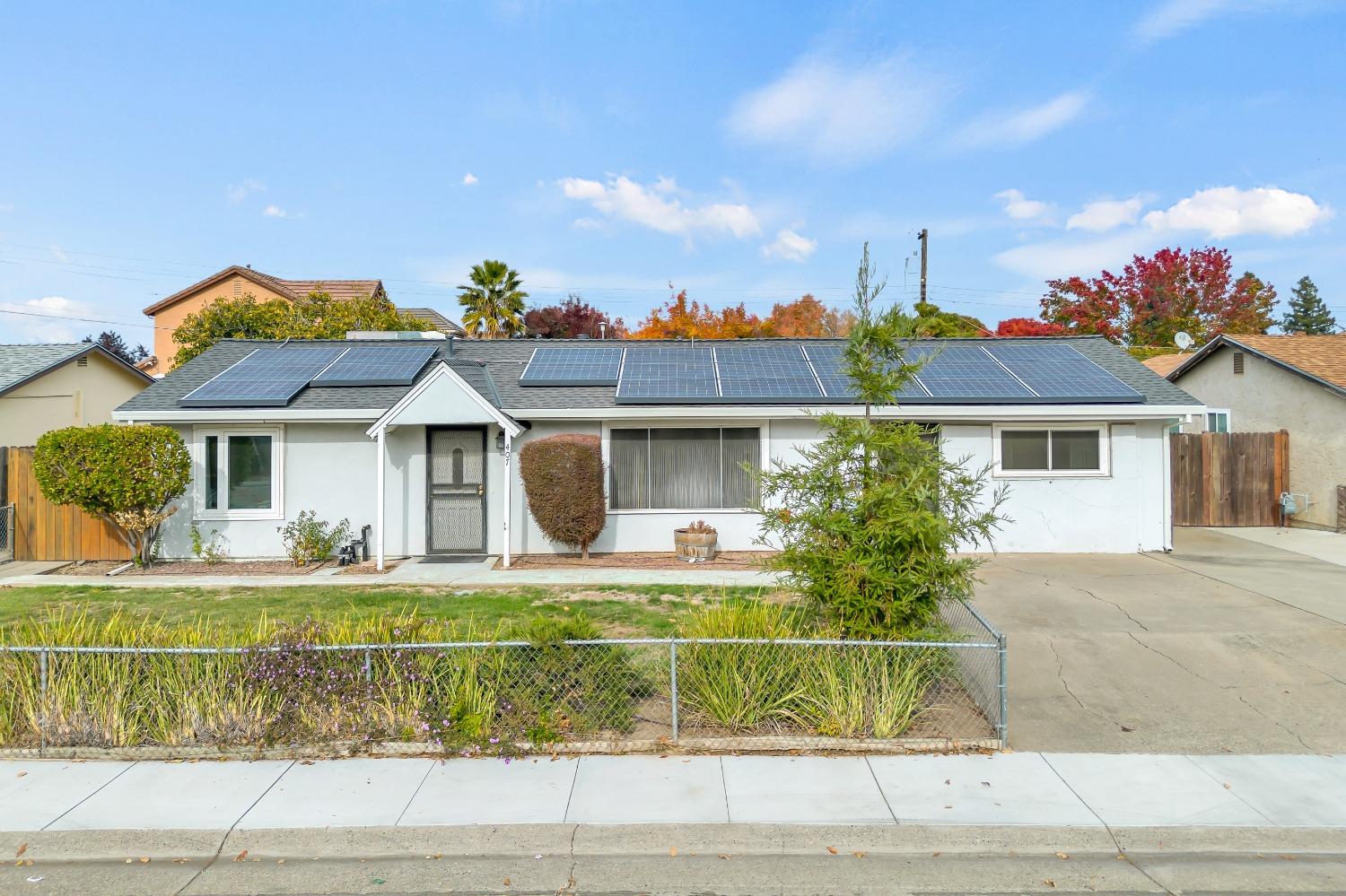 Detail Gallery Image 1 of 53 For 407 Berthoud St, Sacramento,  CA 95838 - 3 Beds | 2 Baths