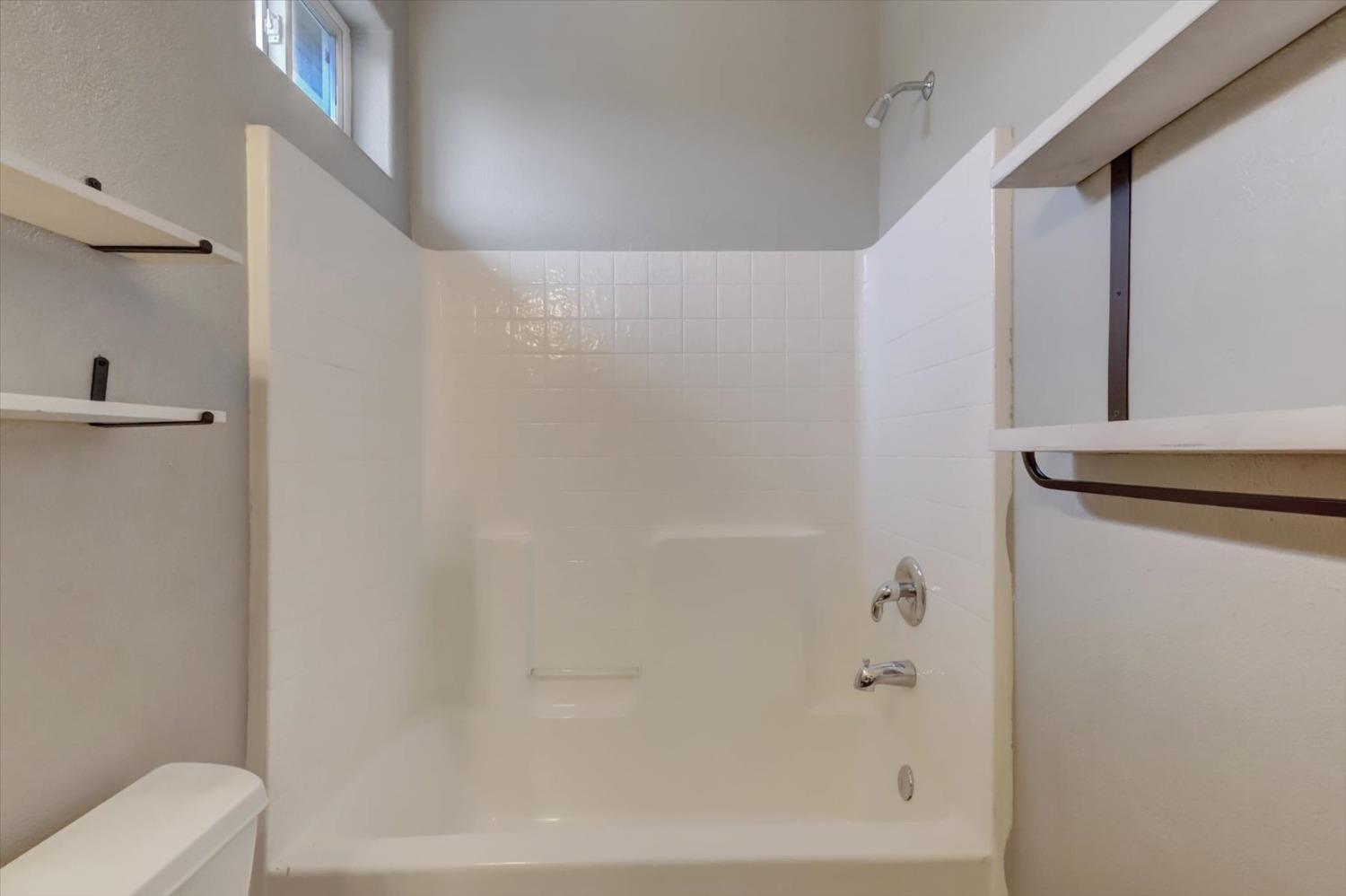 Detail Gallery Image 20 of 61 For 5712 Melbury Way, Antelope,  CA 95843 - 3 Beds | 2 Baths