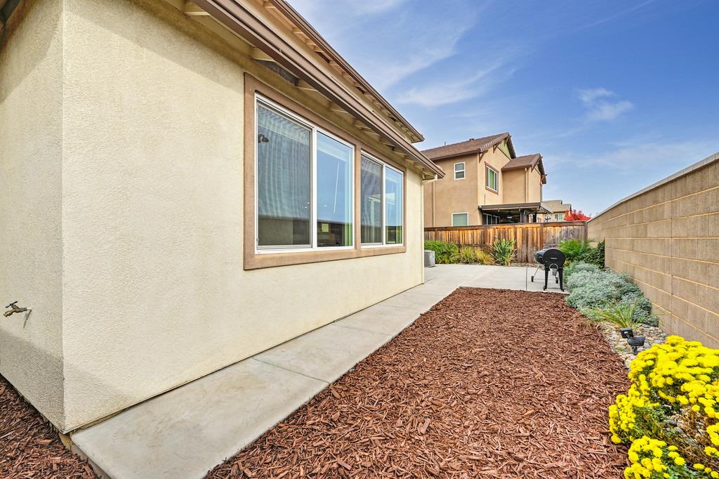 Detail Gallery Image 34 of 37 For 673 Lincolnshire Cir, Lincoln,  CA 95648 - 3 Beds | 2/1 Baths