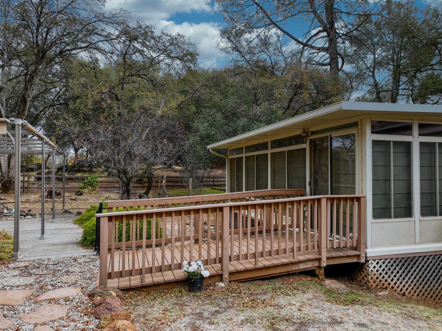 Detail Gallery Image 41 of 51 For 5870 Lone Star Valley Rd, Auburn,  CA 95602 - 3 Beds | 2 Baths