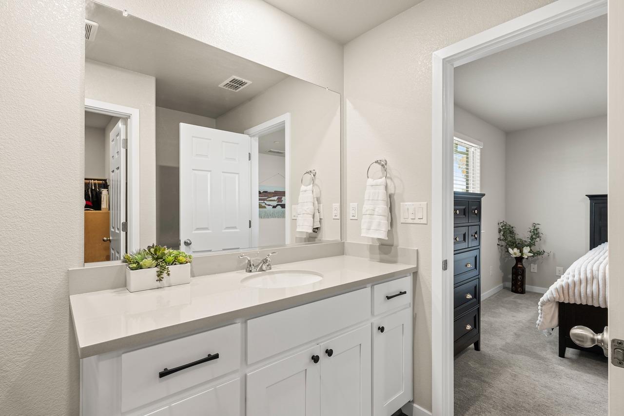 Detail Gallery Image 15 of 25 For 1129 Swallowtail Dr, Roseville,  CA 95747 - 3 Beds | 2 Baths