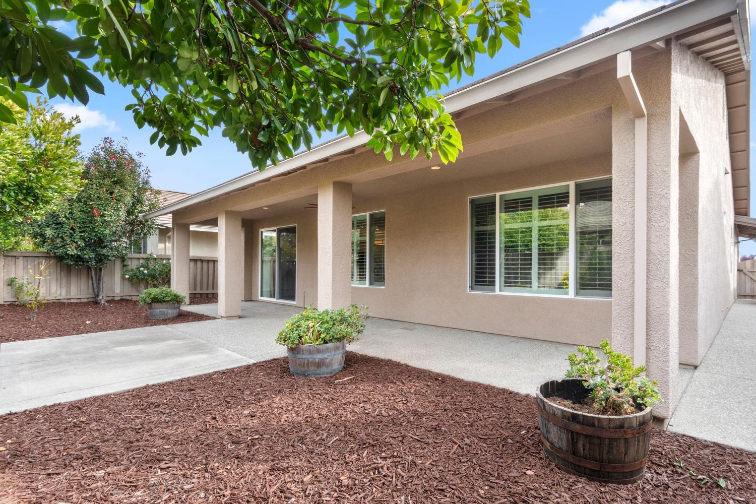 Detail Gallery Image 32 of 40 For 444 Stags Leap Ln, Lincoln,  CA 95648 - 2 Beds | 2 Baths