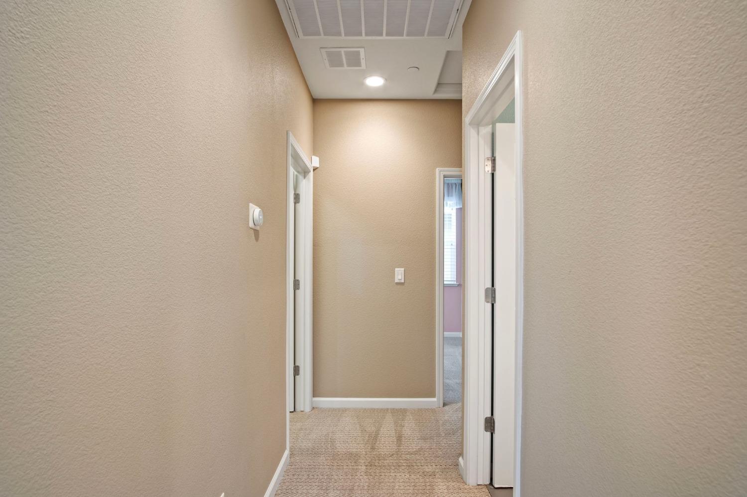 Detail Gallery Image 28 of 36 For 9773 Philta Way, Elk Grove,  CA 95757 - 3 Beds | 2/1 Baths