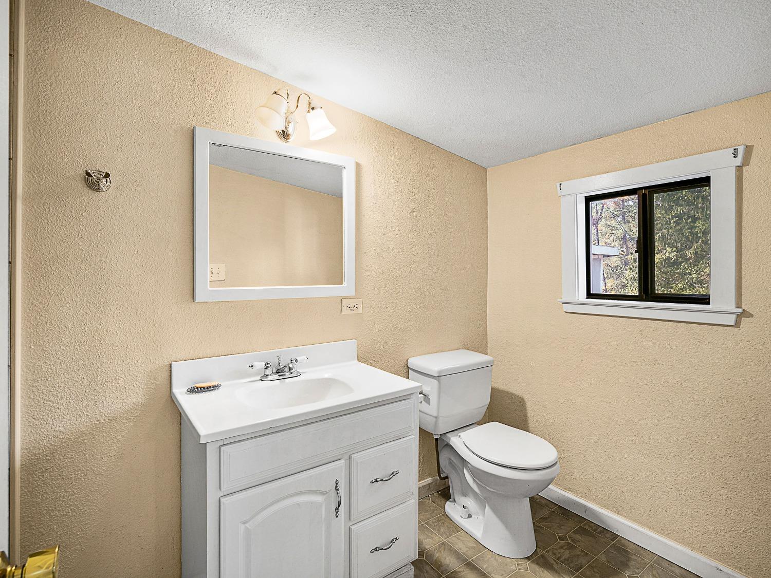 Detail Gallery Image 15 of 23 For 2873 Willow St, Placerville,  CA 95667 - 2 Beds | 1 Baths