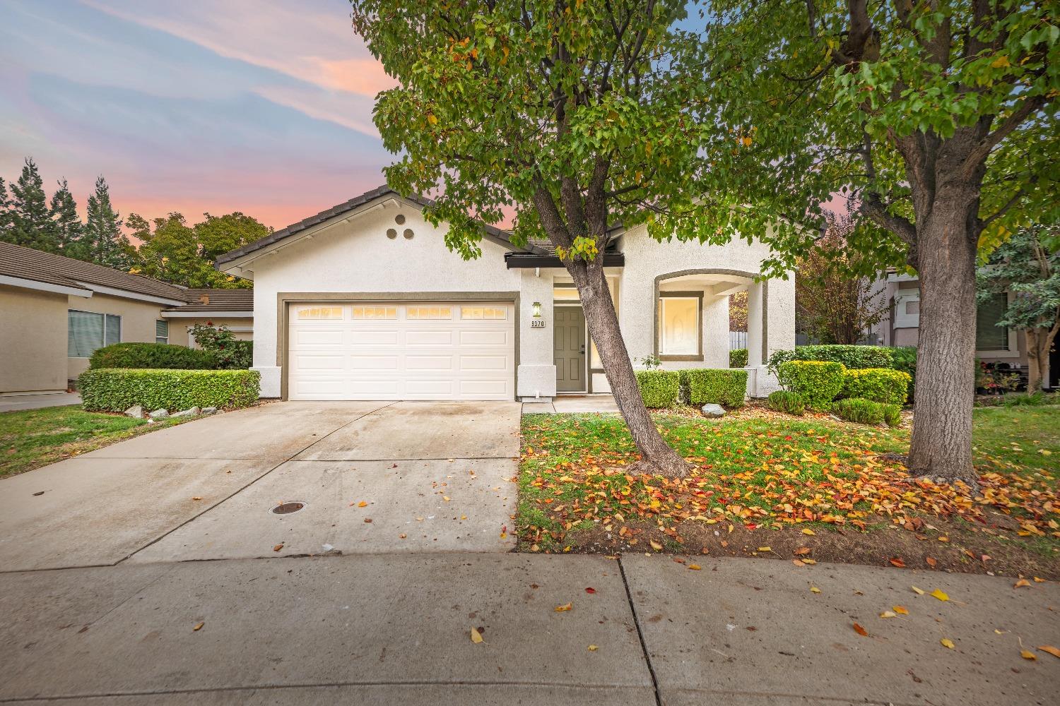 Detail Gallery Image 1 of 70 For 9370 Marlemont Cir, Elk Grove,  CA 95758 - 3 Beds | 2 Baths