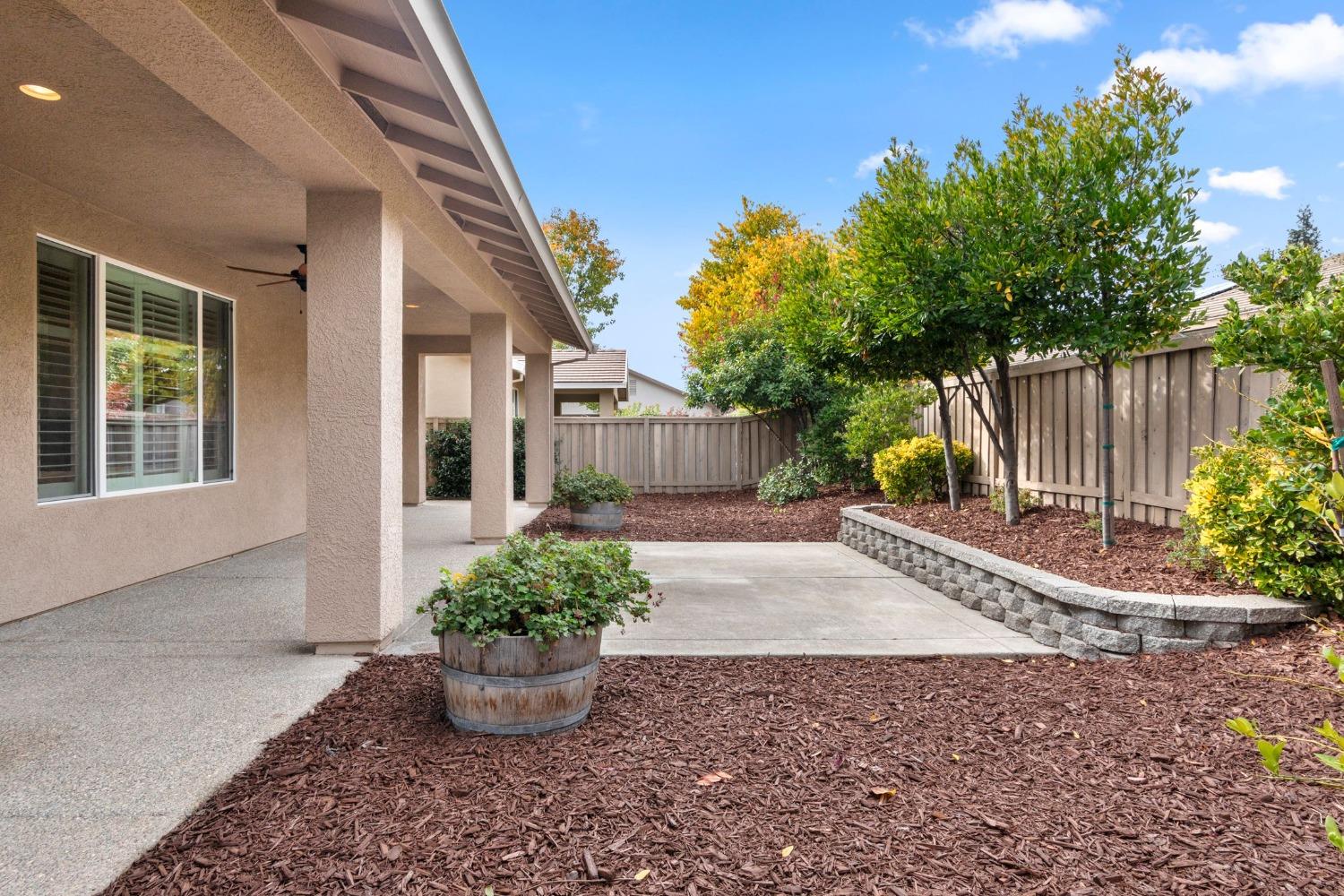 Detail Gallery Image 31 of 40 For 444 Stags Leap Ln, Lincoln,  CA 95648 - 2 Beds | 2 Baths