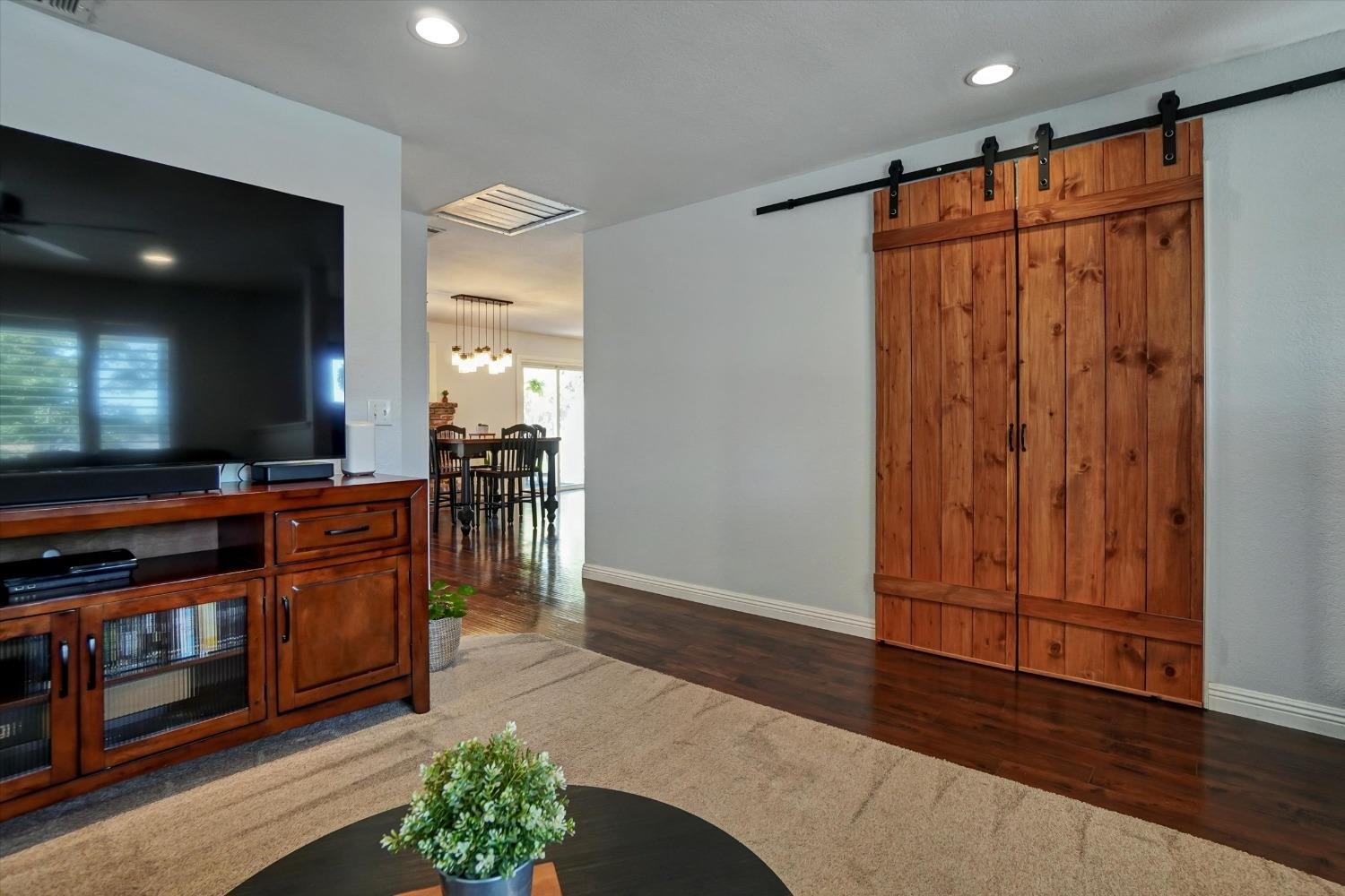 Detail Gallery Image 30 of 30 For 116 Perraud Dr, Folsom,  CA 95630 - 3 Beds | 2 Baths