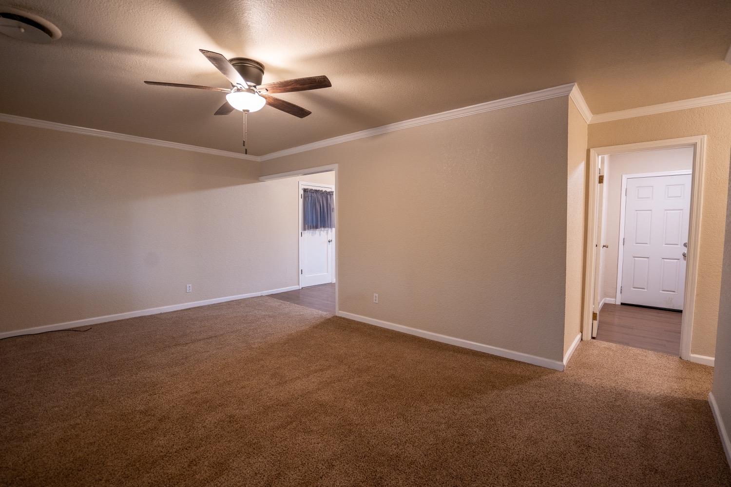 Detail Gallery Image 6 of 20 For 311 N 1st St, Patterson,  CA 95363 - 3 Beds | 1 Baths