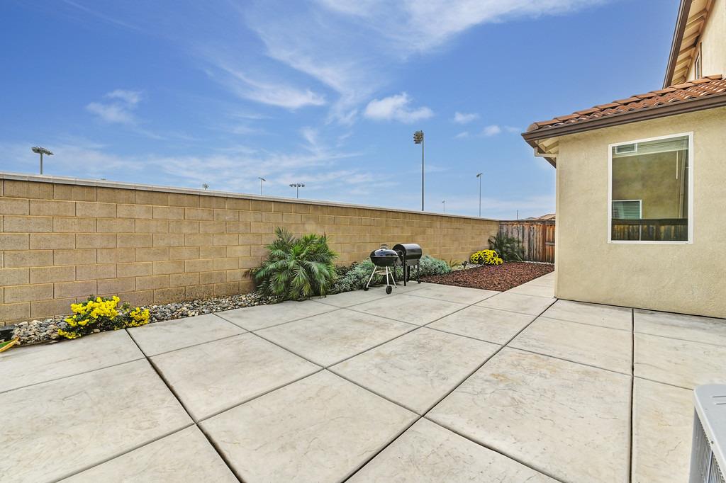 Detail Gallery Image 32 of 37 For 673 Lincolnshire Cir, Lincoln,  CA 95648 - 3 Beds | 2/1 Baths