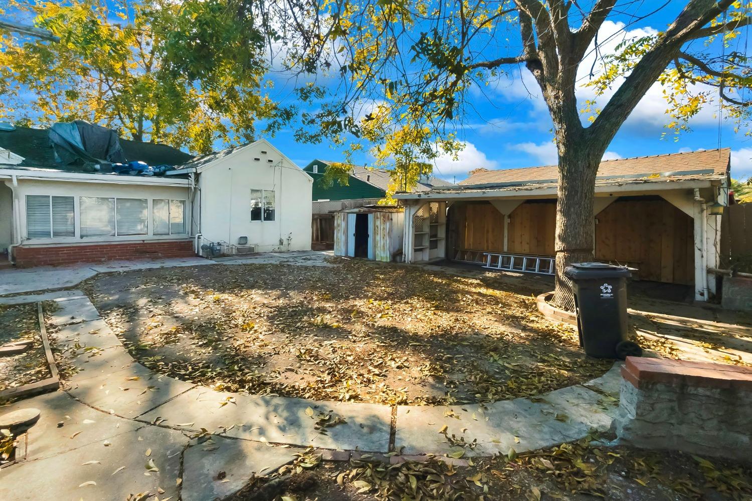 Detail Gallery Image 28 of 30 For 1819 Country Club Blvd, Stockton,  CA 95204 - 2 Beds | 1 Baths