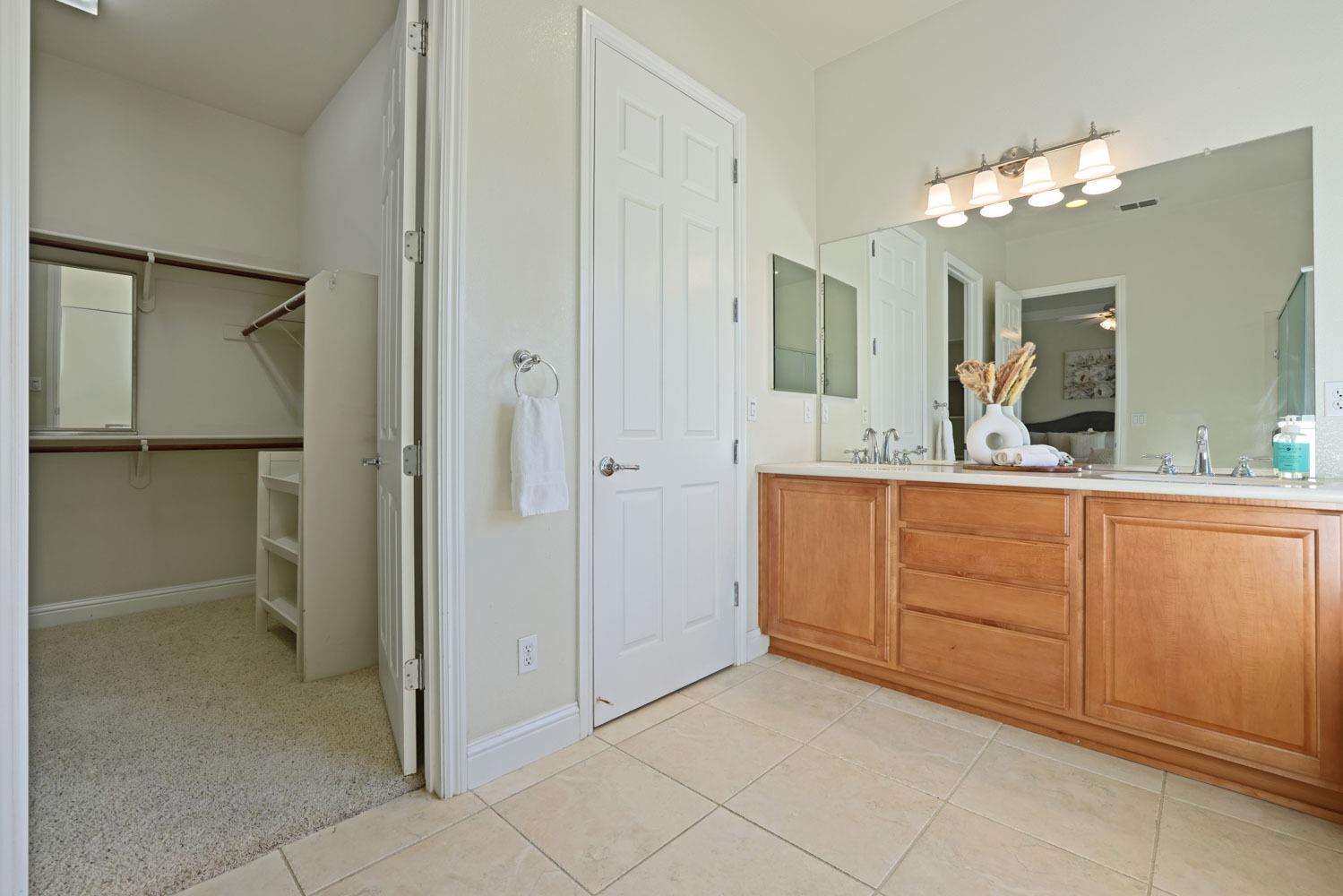 Detail Gallery Image 30 of 61 For 2453 Gardenstone Pl, Manteca,  CA 95336 - 2 Beds | 2/1 Baths