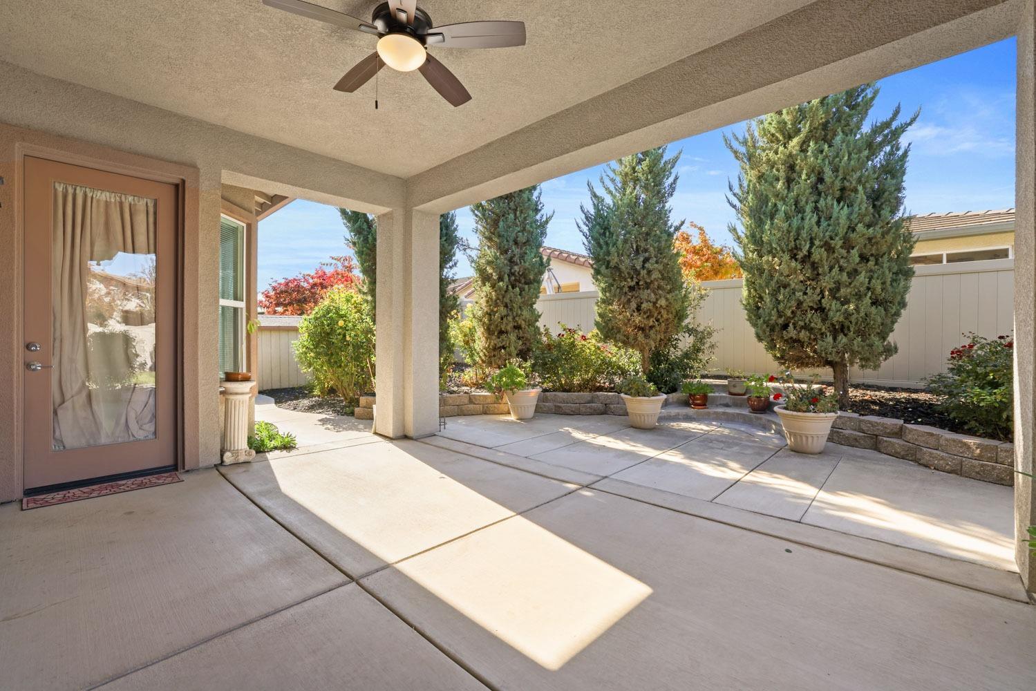 Detail Gallery Image 35 of 61 For 2453 Gardenstone Pl, Manteca,  CA 95336 - 2 Beds | 2/1 Baths