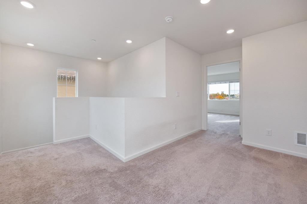 Detail Gallery Image 16 of 37 For 673 Lincolnshire Cir, Lincoln,  CA 95648 - 3 Beds | 2/1 Baths