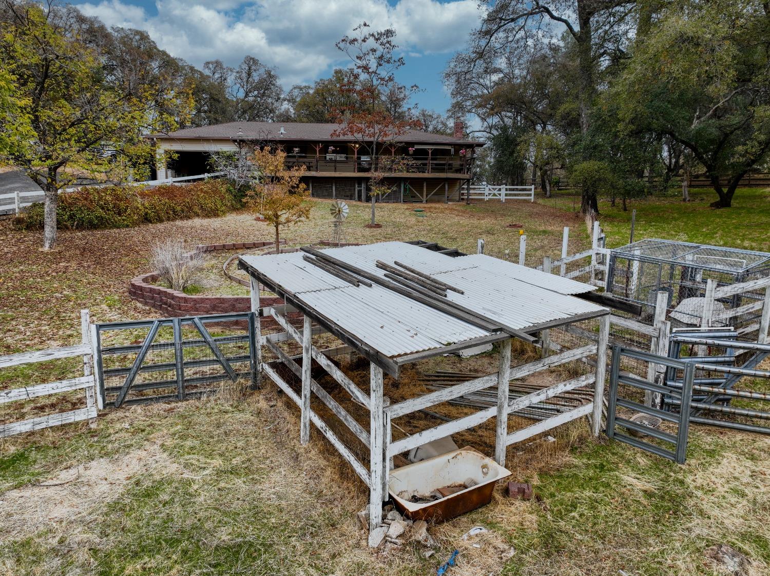 Detail Gallery Image 38 of 51 For 5870 Lone Star Valley Rd, Auburn,  CA 95602 - 3 Beds | 2 Baths