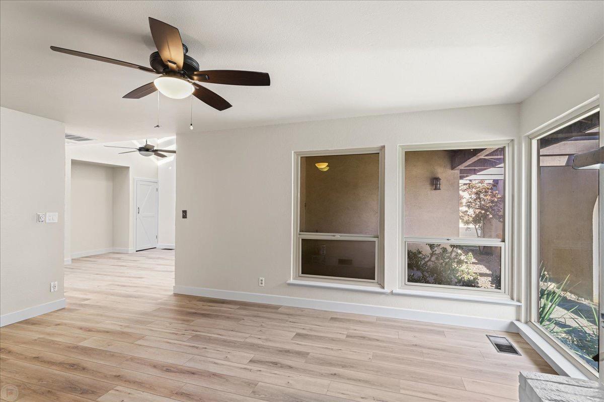 Detail Gallery Image 13 of 20 For 375 Oak Ave, Ripon,  CA 95366 - 3 Beds | 2 Baths