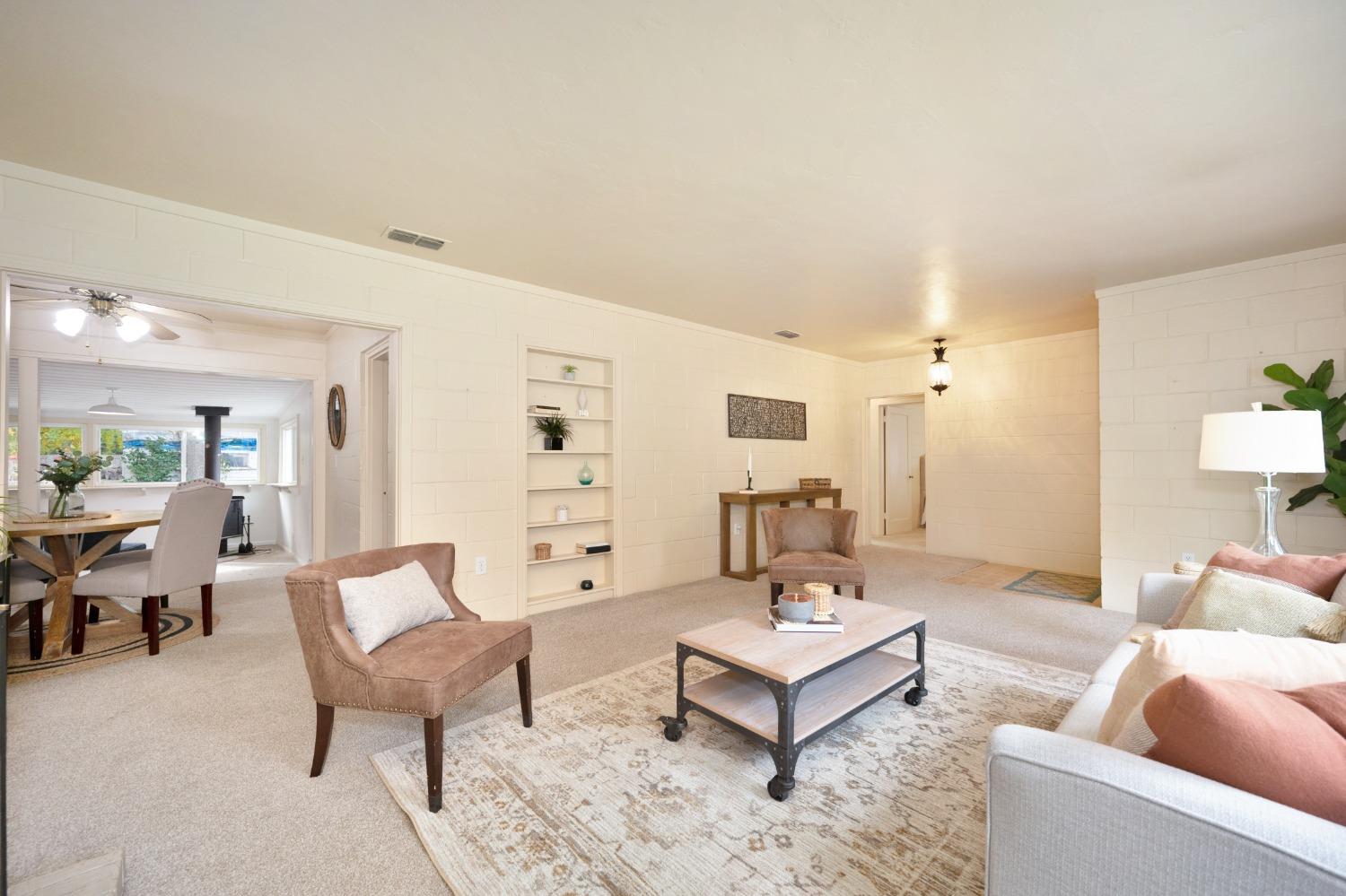 Detail Gallery Image 15 of 51 For 960 Inez Way, Sacramento,  CA 95822 - 2 Beds | 1 Baths