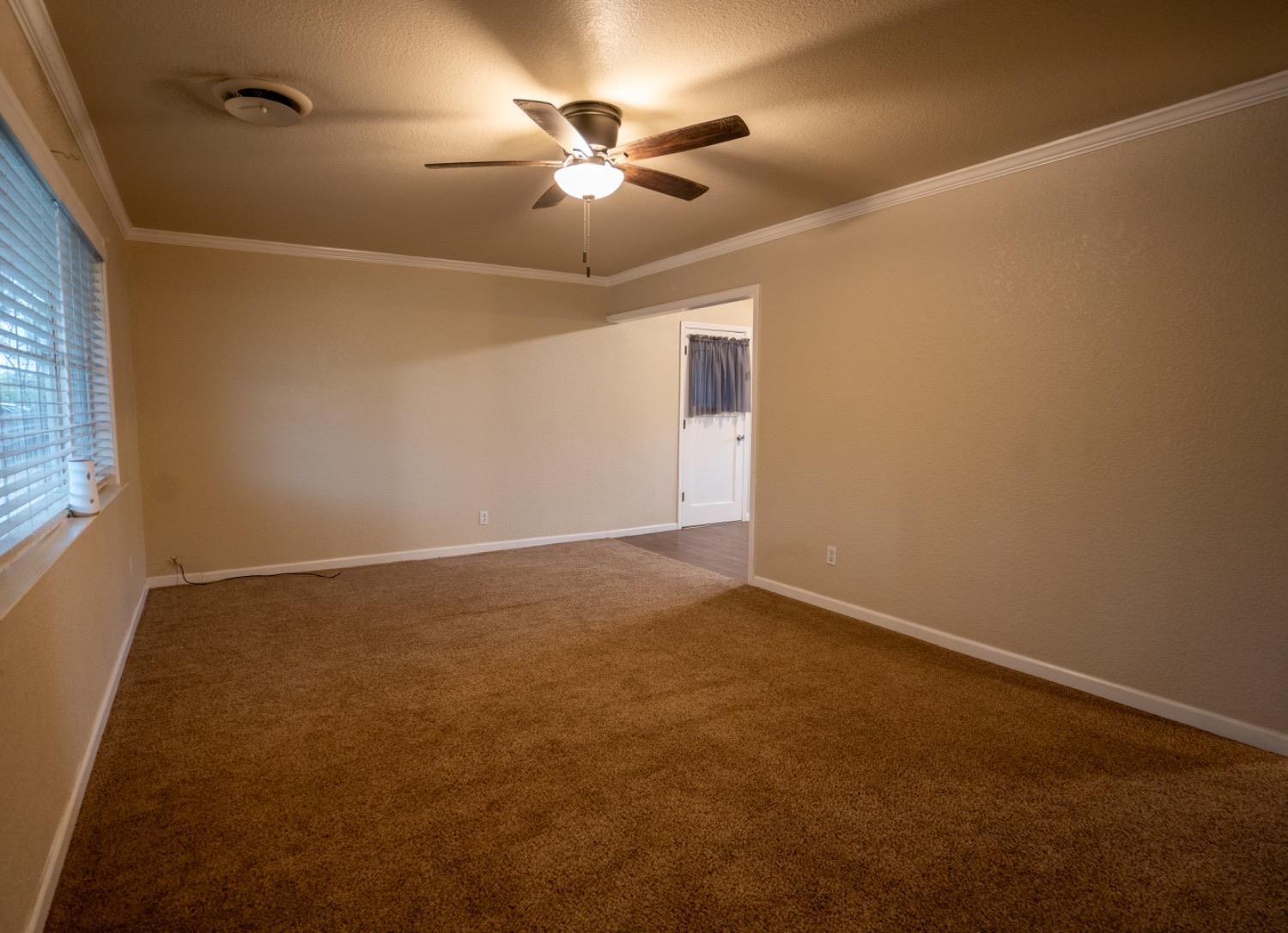 Detail Gallery Image 5 of 20 For 311 N 1st St, Patterson,  CA 95363 - 3 Beds | 1 Baths