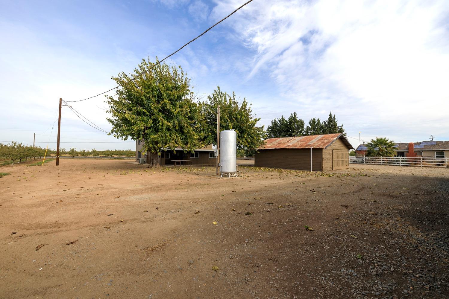 Detail Gallery Image 55 of 77 For 22484 Mariposa Rd, Escalon,  CA 95320 - 3 Beds | 1/1 Baths